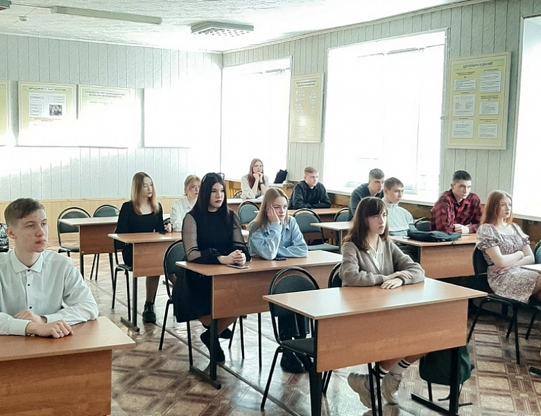 Продолжаем участвовать во Всероссийском проекте "Онлайн-занятия по финансовой грамотности"