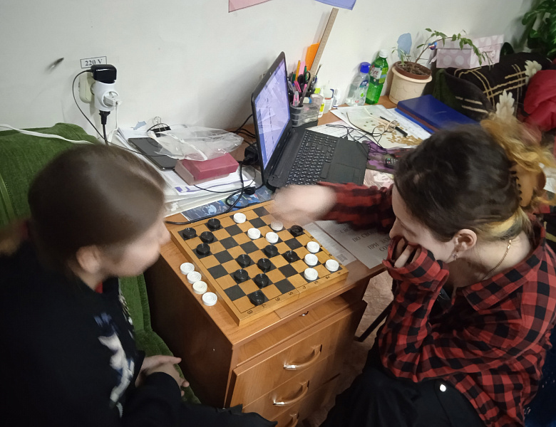 Первенство по шашкам в общежитии