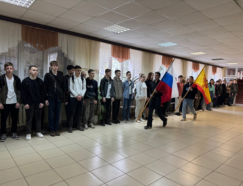 Вынос флагов 21 апреля