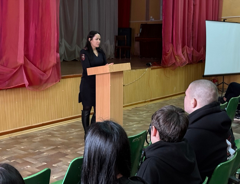 Новую учебную неделю начали с профилактики.