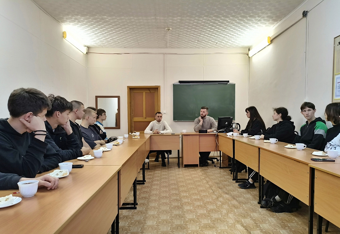 Встреча с советником главы Алатырского муниципального округа по работе с молодёжью 