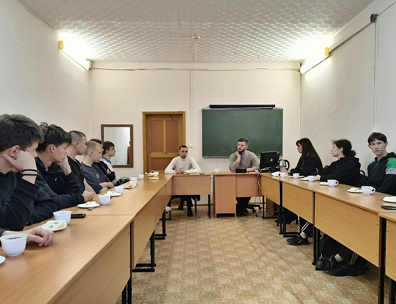 Встреча с советником главы Алатырского муниципального округа по работе с молодёжью 