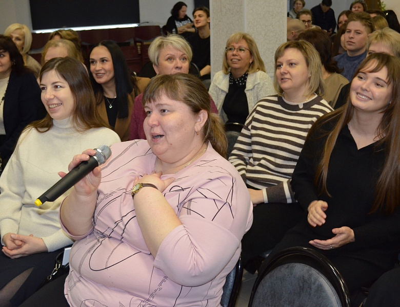 Игра между студентами и преподавателями в День студента