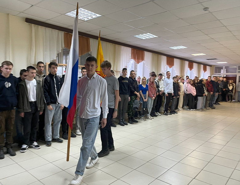 Поднятие флагов 13 октября