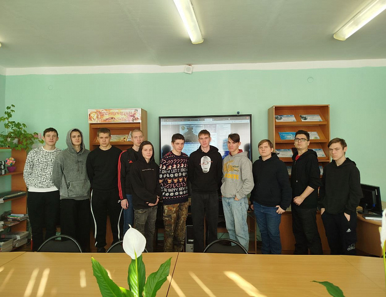 Видеоконференция с преподавателем Военной академии радиационной, химической и биологической защиты