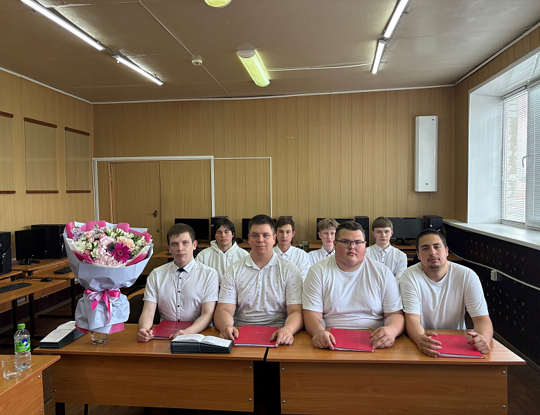 Код победы! Выпускники защищают дипломы!