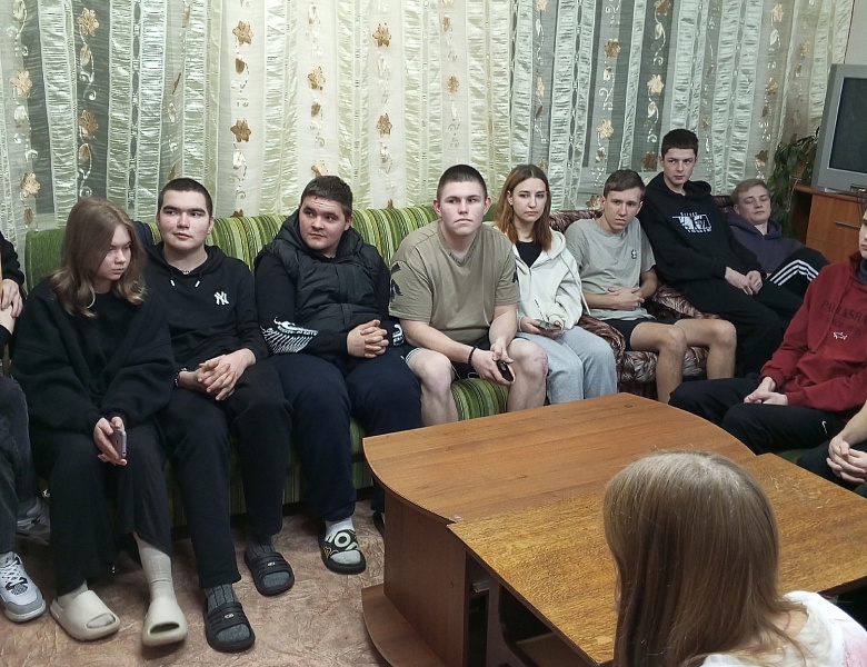 Вечер героизма в общежитии колледжа