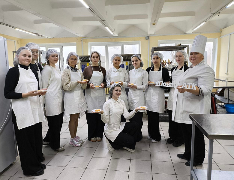 «Омлет с ароматом будущего: школьницы открыли секреты кулинарного мастерства!»