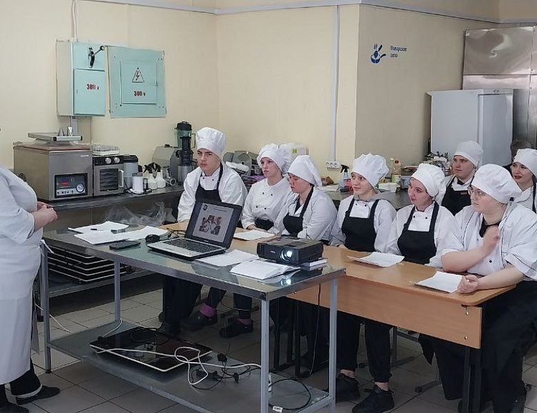 Открытый урок на тему «Приготовление куриных рулетов с грибами»