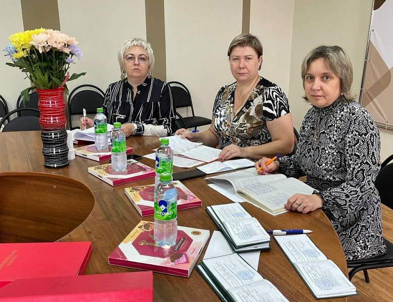  Кредит доверия к будущим банкирам!