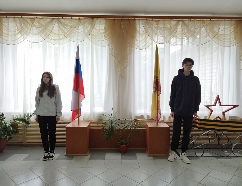 Вынос флагов 12 мая