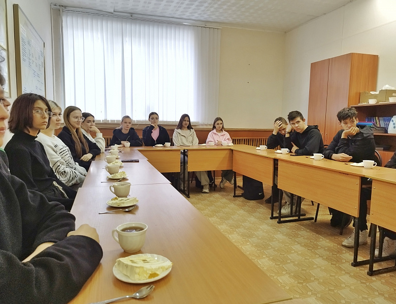 Встреча с советником главы Алатырского муниципального округа по работе с молодёжью 