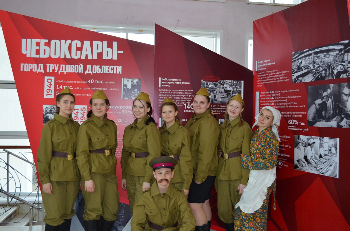 Студенческая театральная студия "Разные лица"