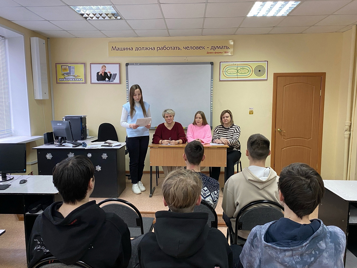 Внутренний отбор чемпионата «Профессионалы» продолжается.