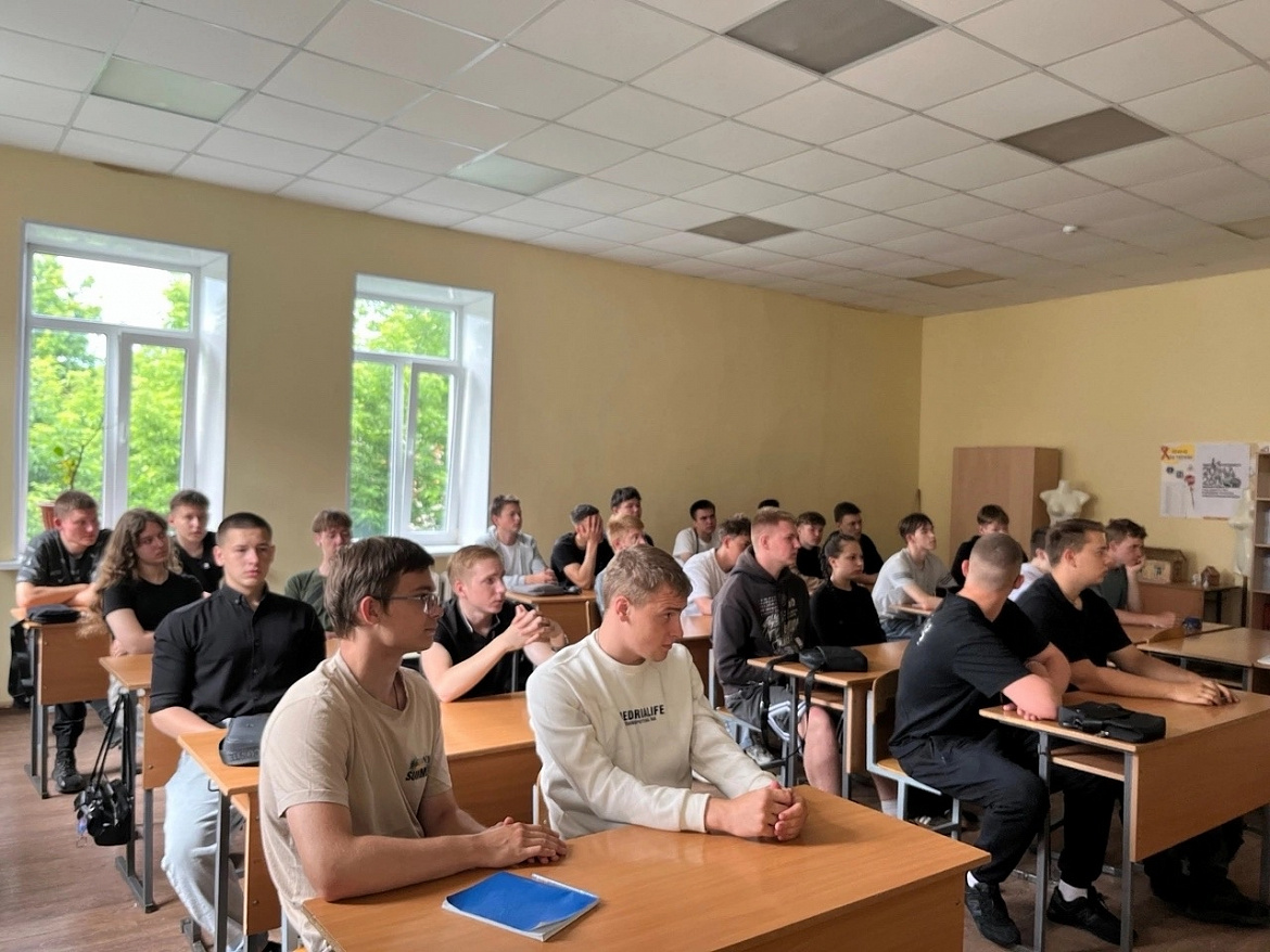 Помните! Через века, через года! Помните!