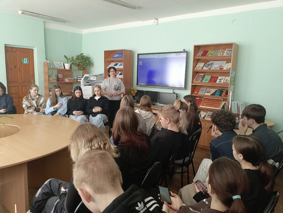 Очередное заседание литературного клуба