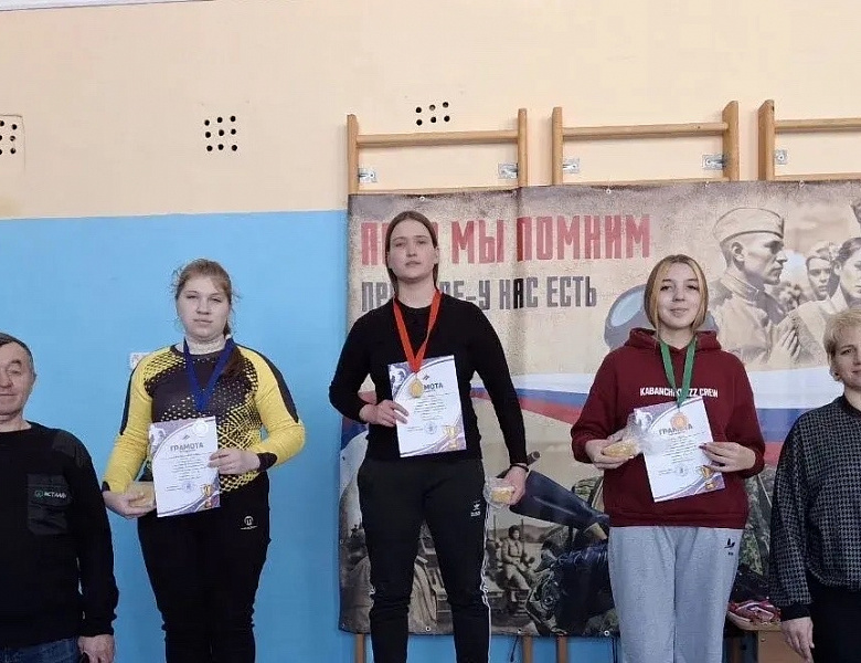Все на лыжню!