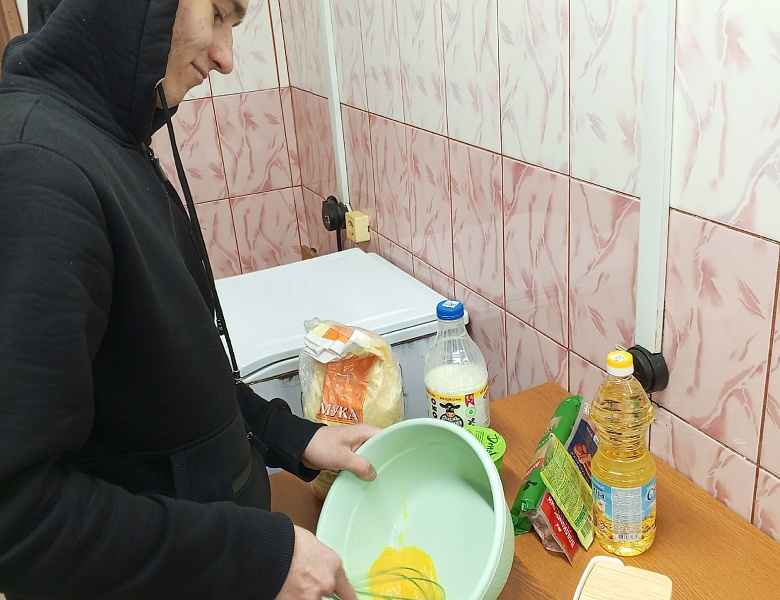 Отметили Масленицу в общежитии